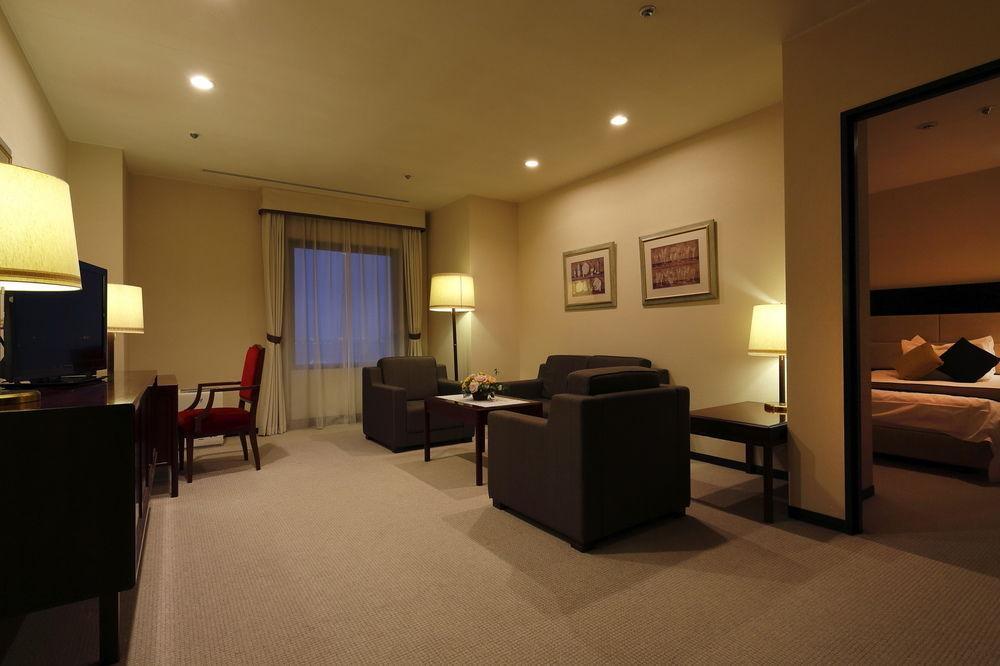 Kanagawa Hotel Monterey Yokohama المظهر الخارجي الصورة